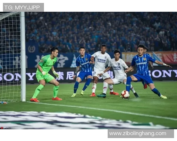 18赛季苏宁与申花激战回顾球迷心中的经典对决与精彩瞬间